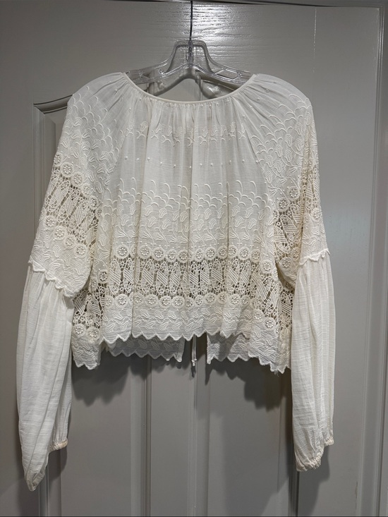 Free People Tops - Free People Cream Lace Crochet Peasant Blouse
